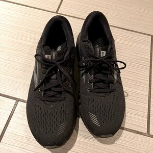 Brooks adrenaline 19